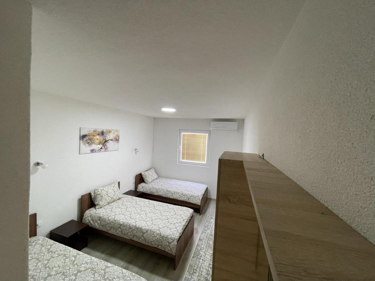Vila 5 Hotel Прилеп Екстериор снимка