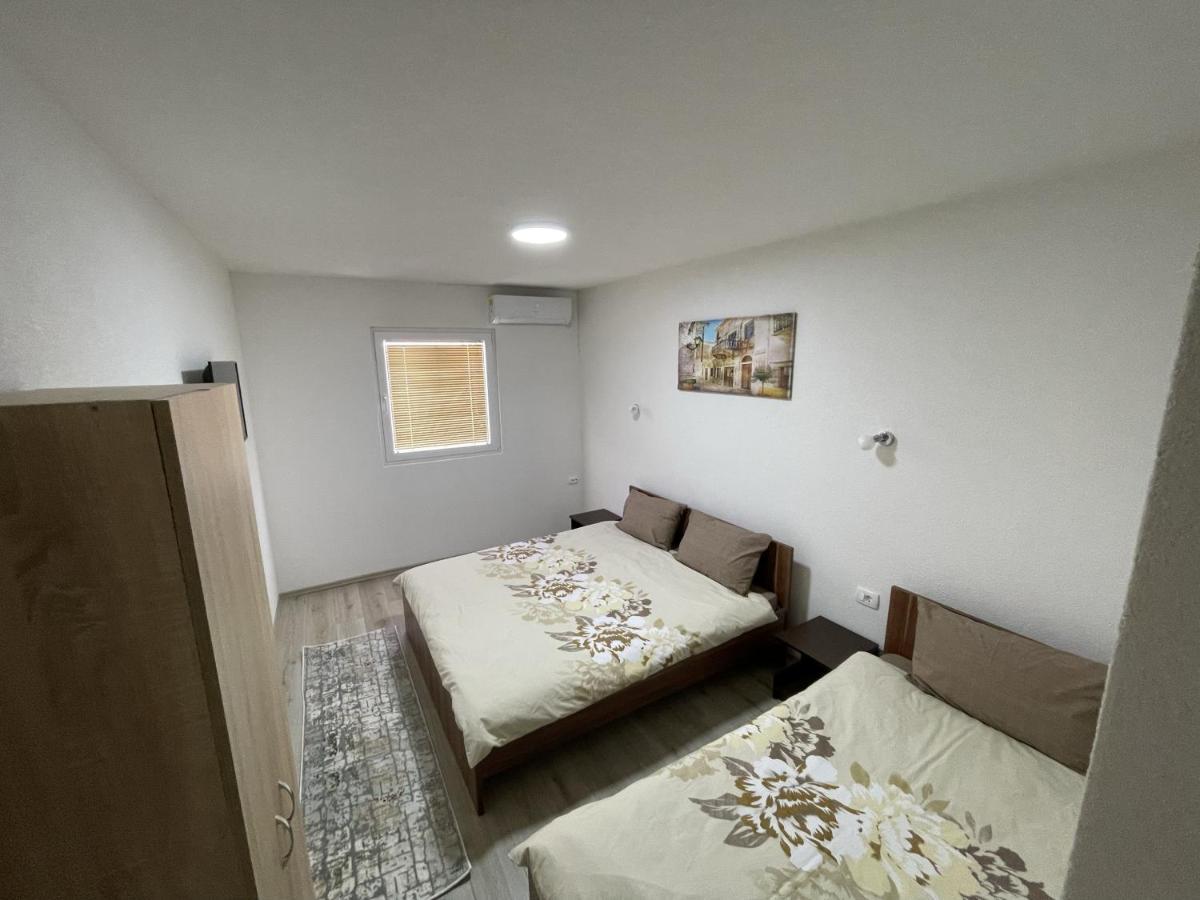 Vila 5 Hotel Прилеп Екстериор снимка