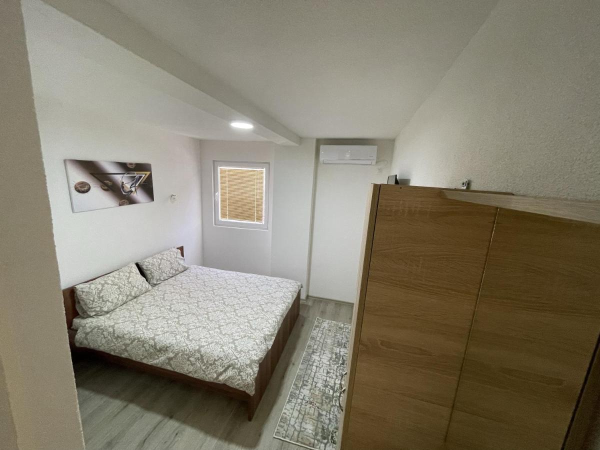 Vila 5 Hotel Прилеп Екстериор снимка