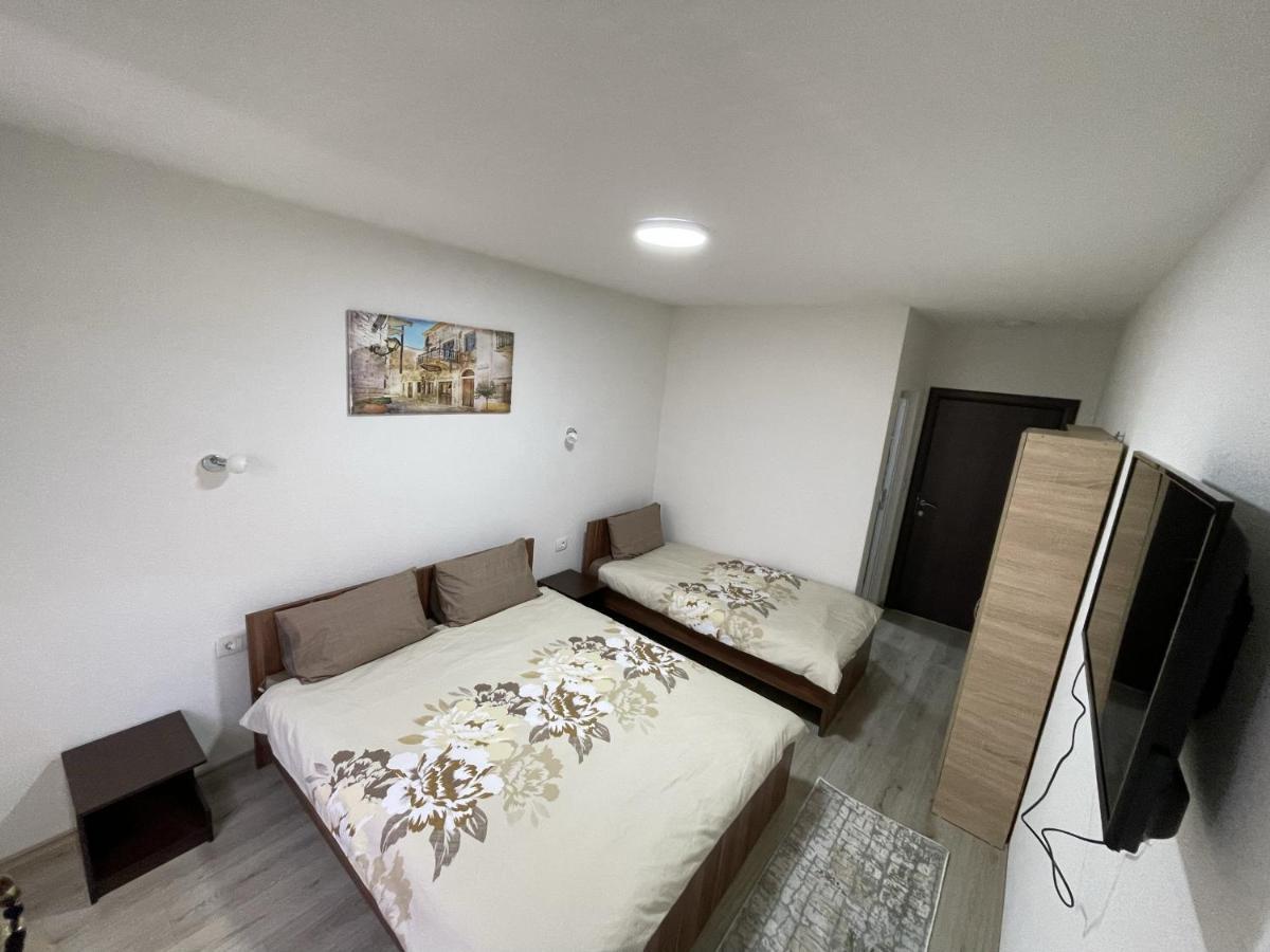 Vila 5 Hotel Прилеп Екстериор снимка