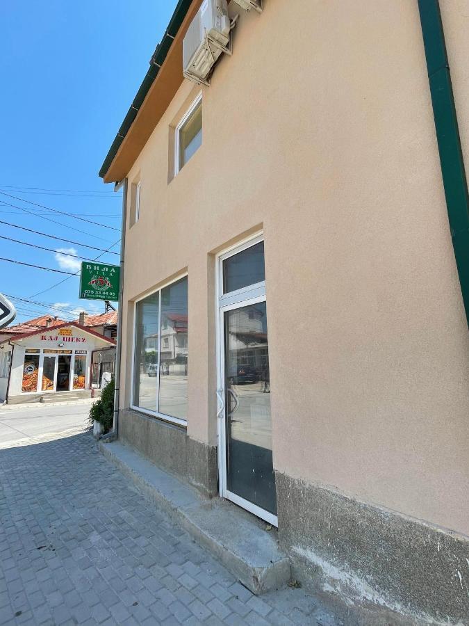 Vila 5 Hotel Прилеп Екстериор снимка