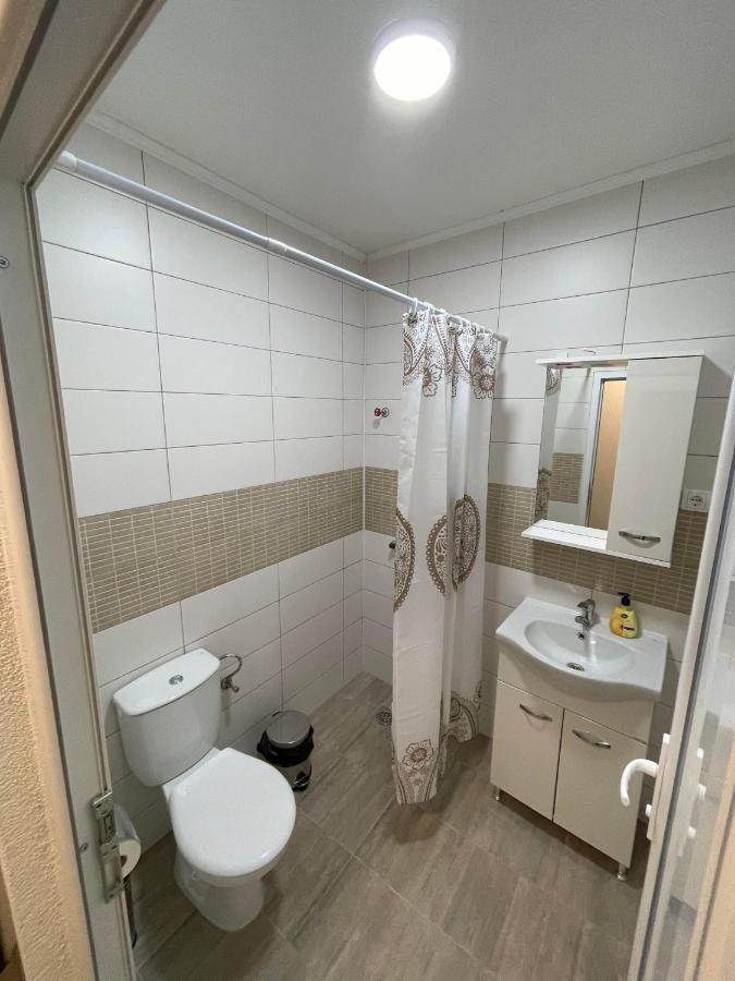 Vila 5 Hotel Прилеп Екстериор снимка